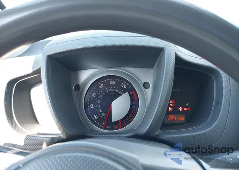 2009 Scion Xd z USA, uszkodzony, nr VIN JTKKU10489J045645